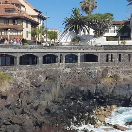 Centrico, Comodo Y Apto En *